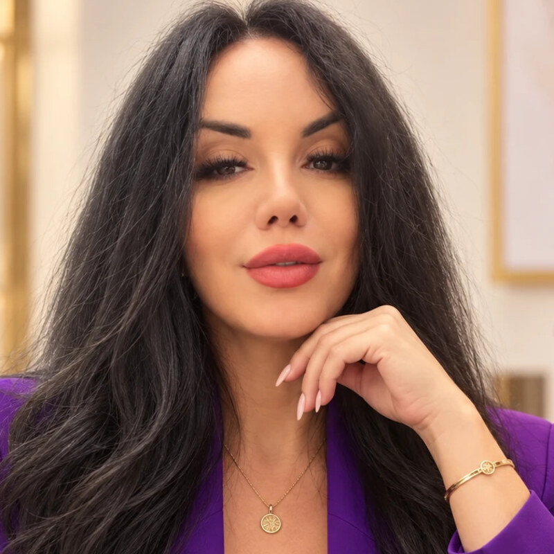 María Favela